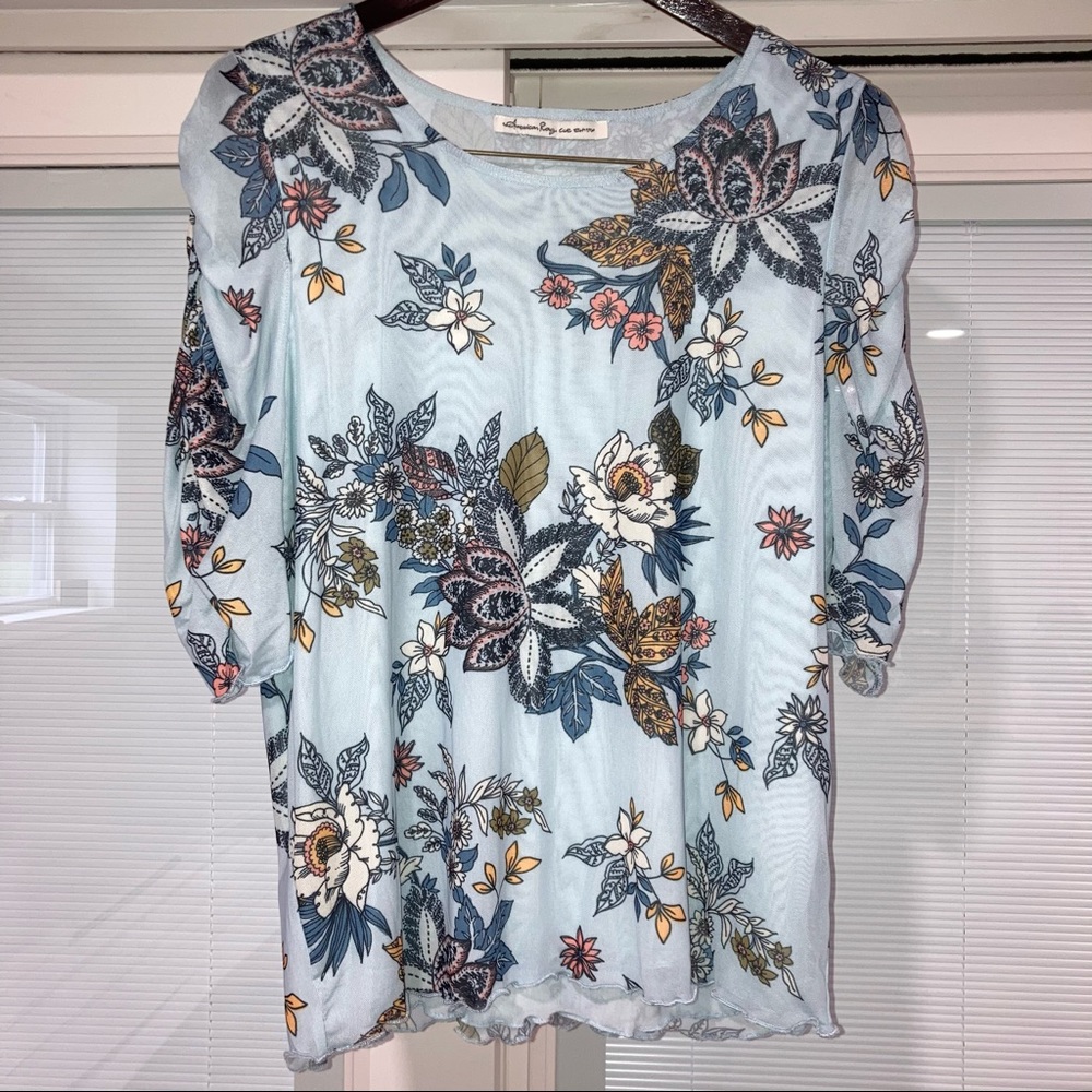 American Rag Blue Floral 3/4 Sleeve Sheer Blouse Medium